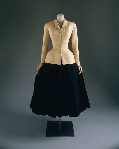 christian dior sorbonne|'The New Look': Where Was the Christian Dior Series .